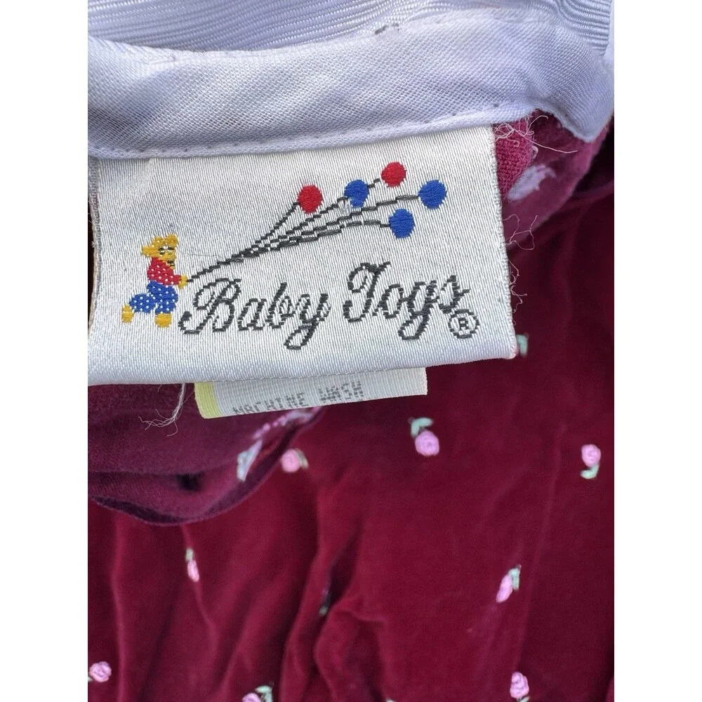 VTG Baby Togs Red Velvet Baby Romper Size 12 Months With Collar -embroidered